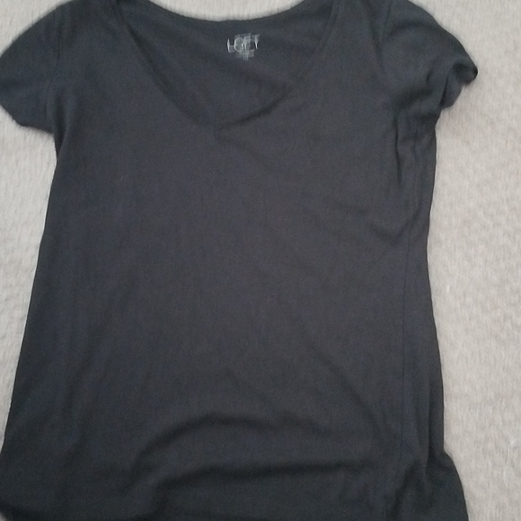 Ann Taylor black tshirts v-neck style - Picture 1 of 8